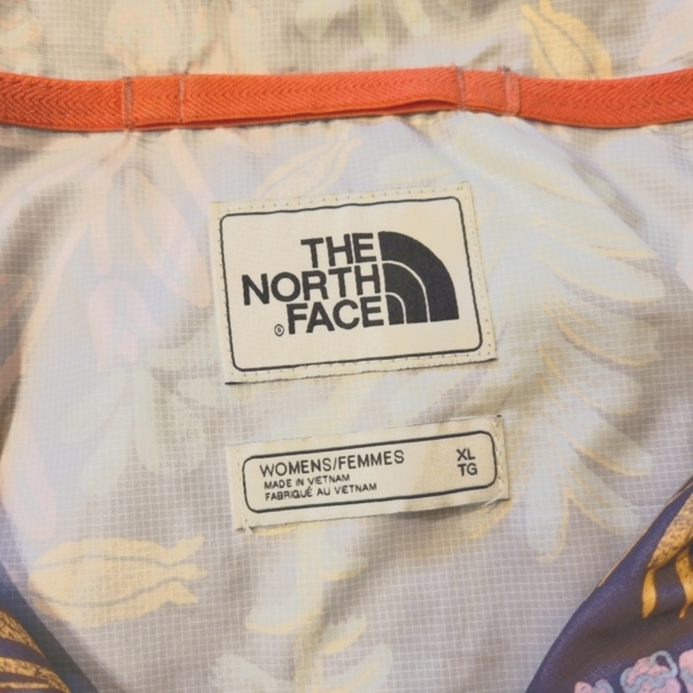 Gray Floral North Face Windbreaker - Picture 4 of 4